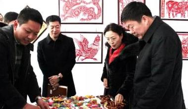 内蒙古自治区文化和旅游厅厅长贺志亮一行走进四子王旗调研