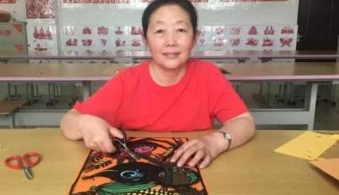 鄂尔多斯非遗传承人助力疫情防控