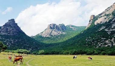 郑福田：内蒙古应从三方面促进文旅融合