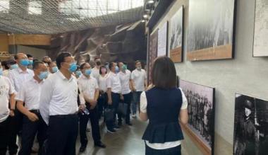呼和浩特市文旅广电局干部职工开展主题党日活动