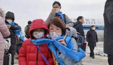 粤蒙“百万人互游”计划广东省首发团抵达呼和浩特市