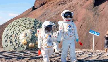 冰火交融迎新春 文旅融合促振兴——察右后旗“冬日车马慢，从容上火山”活动启幕