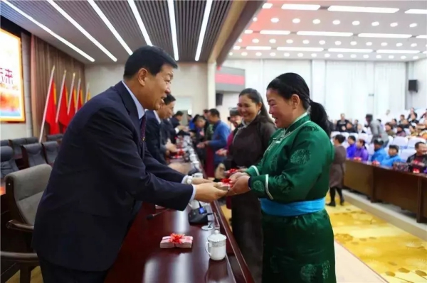 微信图片_20200103194927(1).jpg